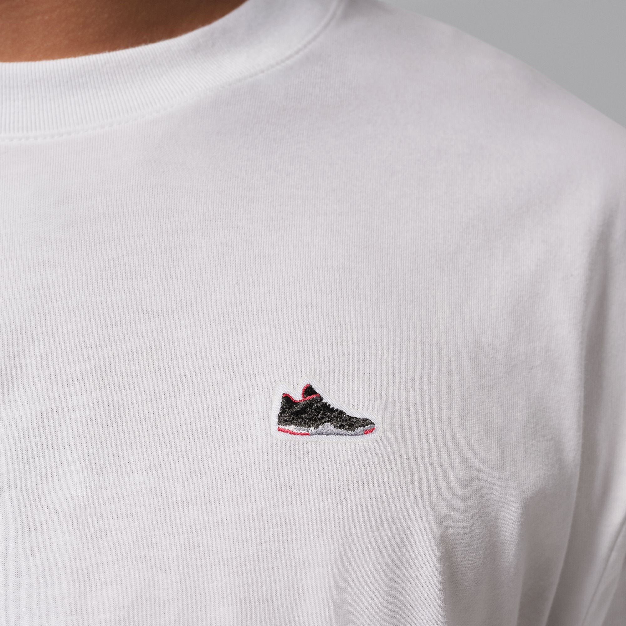 JORDAN SNEAKER PATCH טי שירט