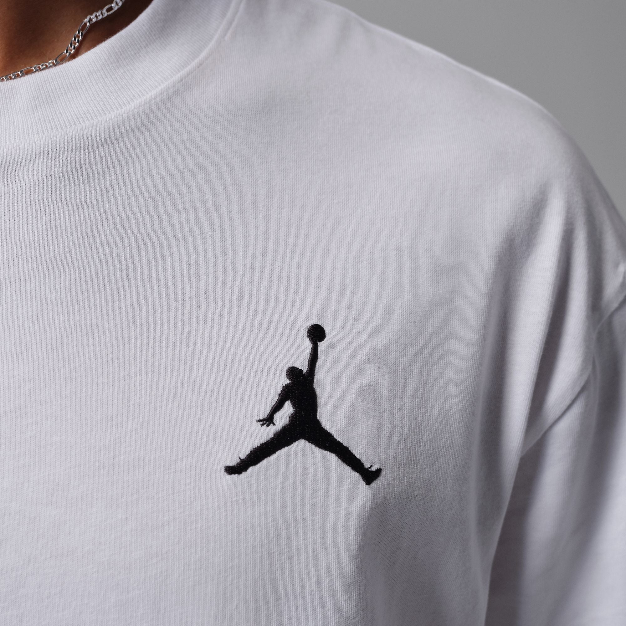 JORDAN EMBROIDERED JUMPMAN טי שירט