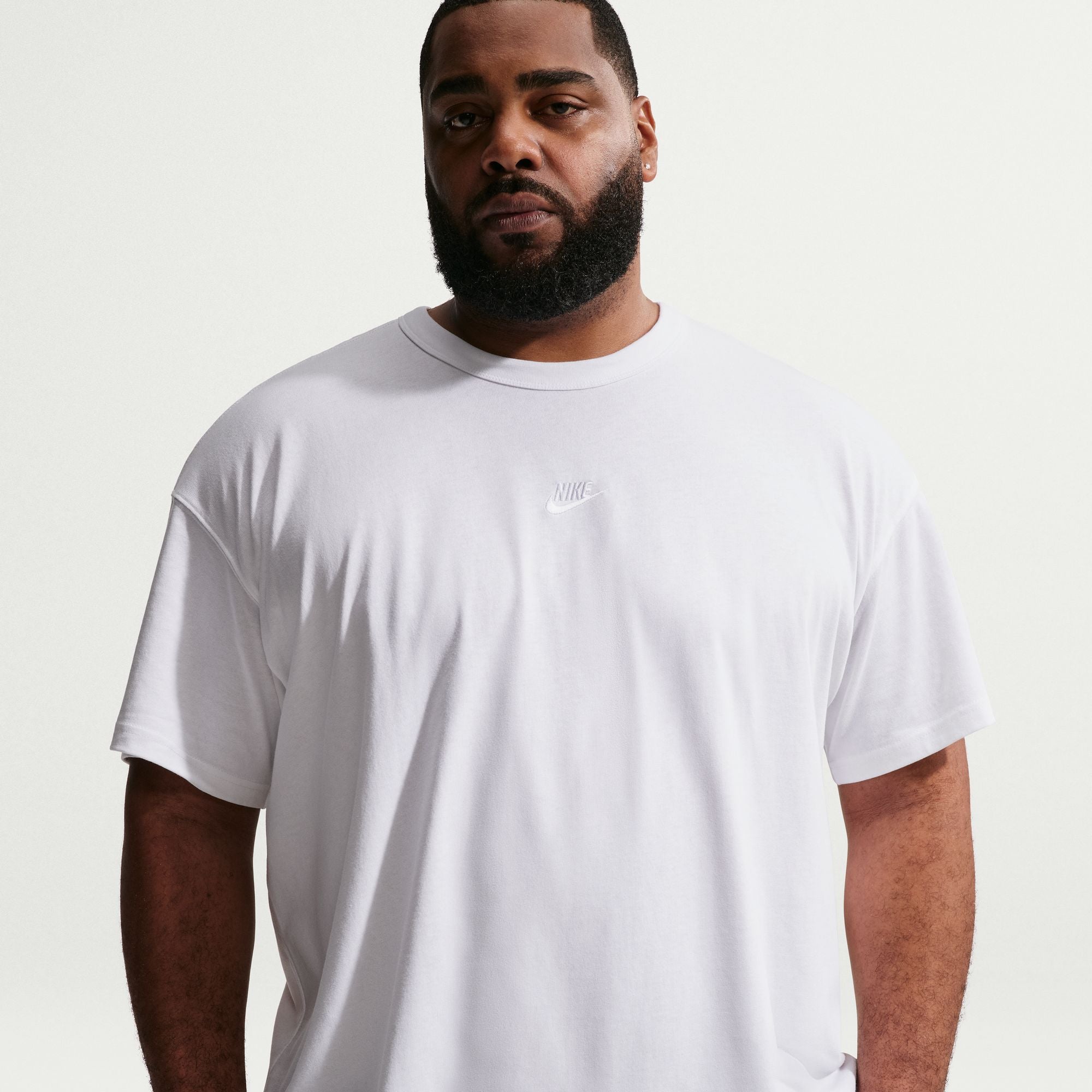SPORTSWEAR PREMIUM ESSENTIALS טי שירט