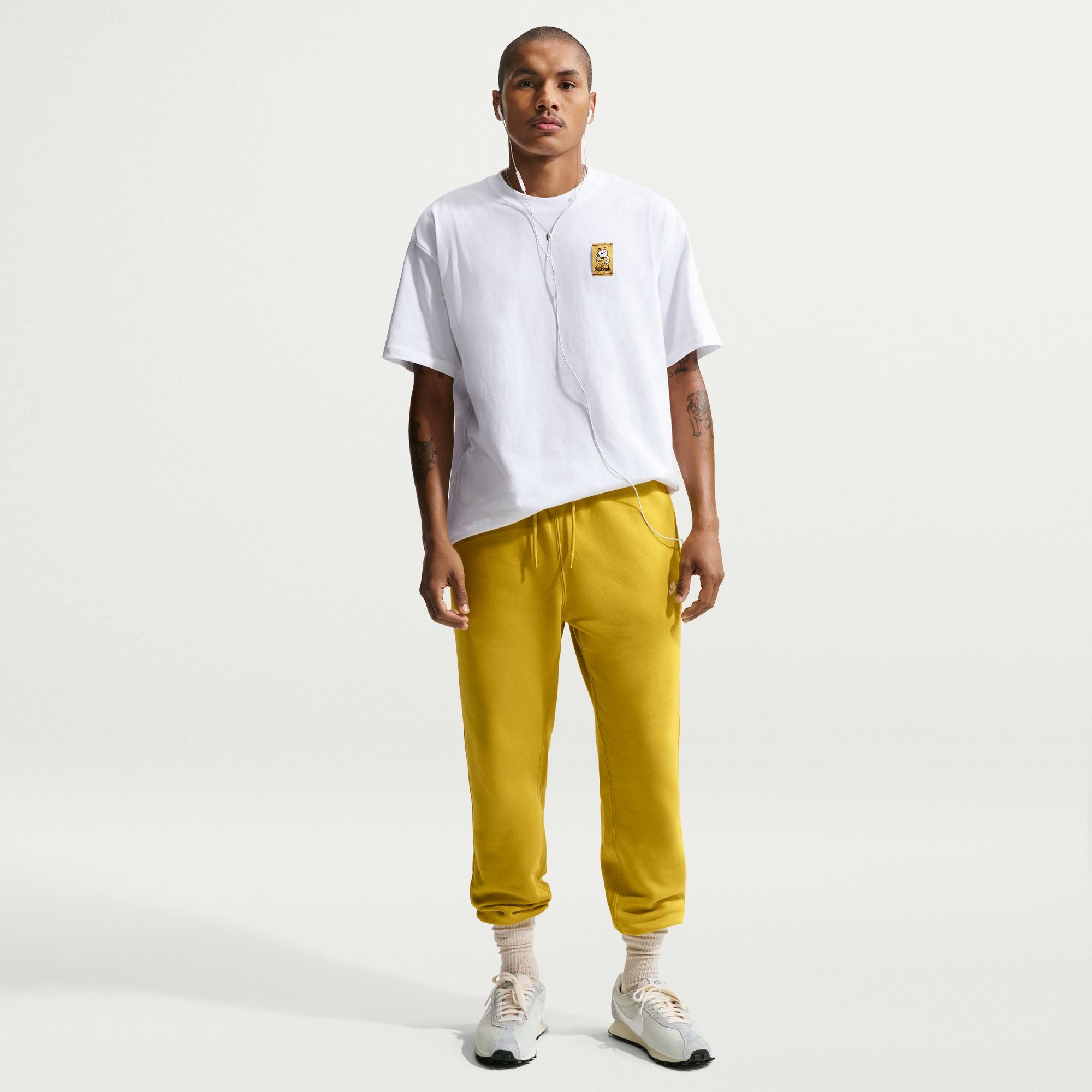 CAFE SWOOSH טי שירט