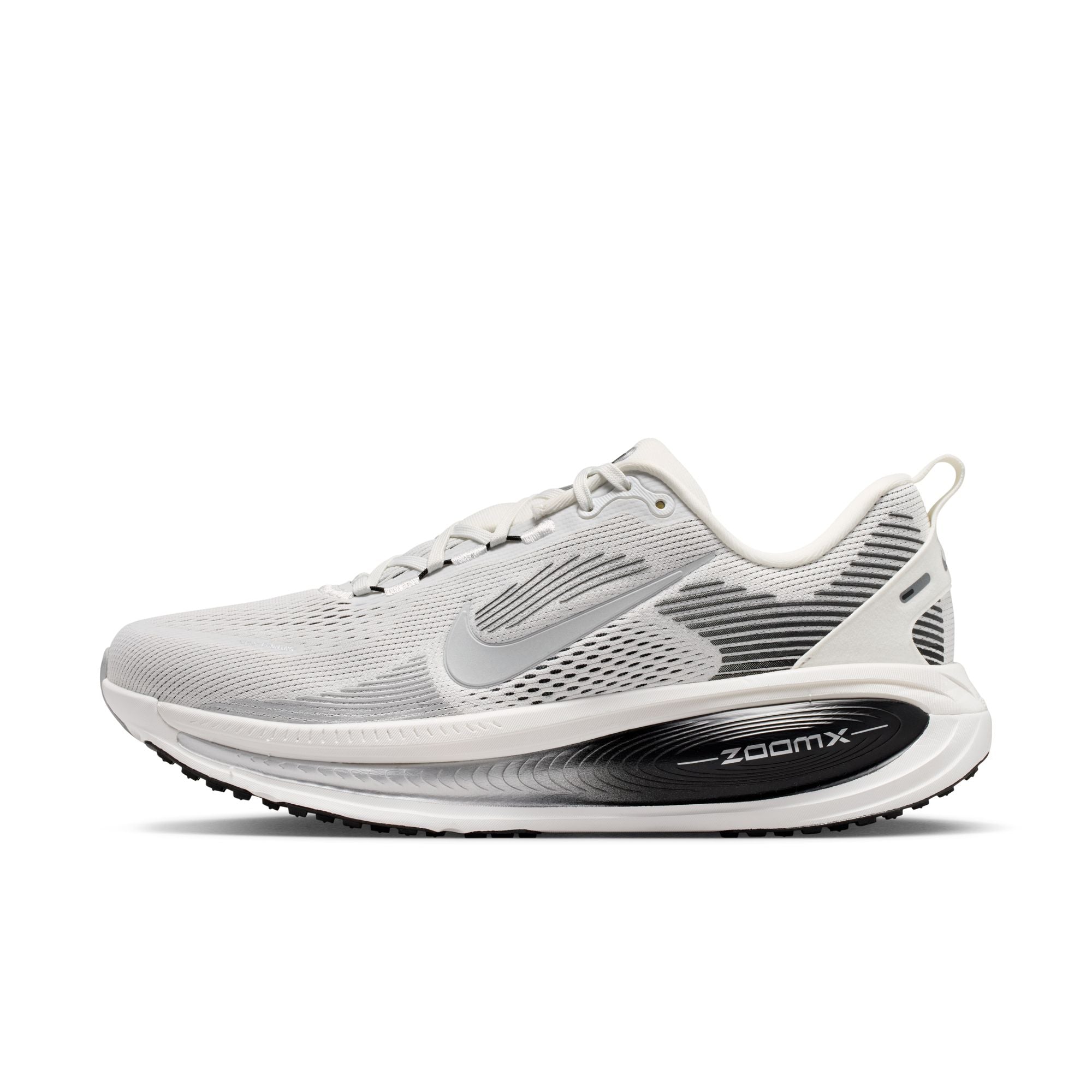 NIKE VOMERO 18 סניקרס