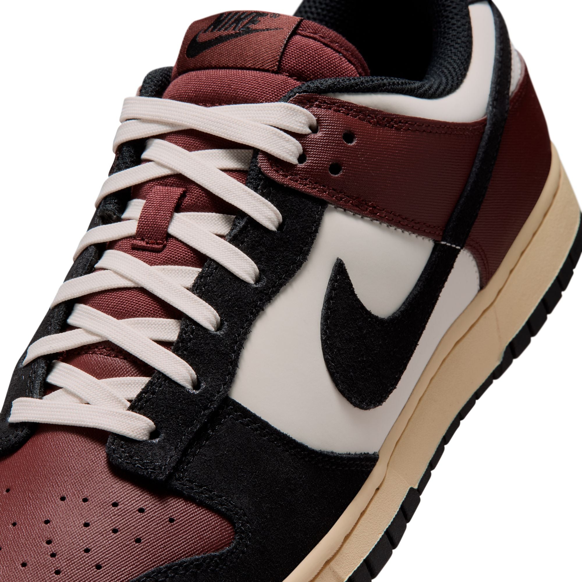 DUNK LOW RETRO סניקרס