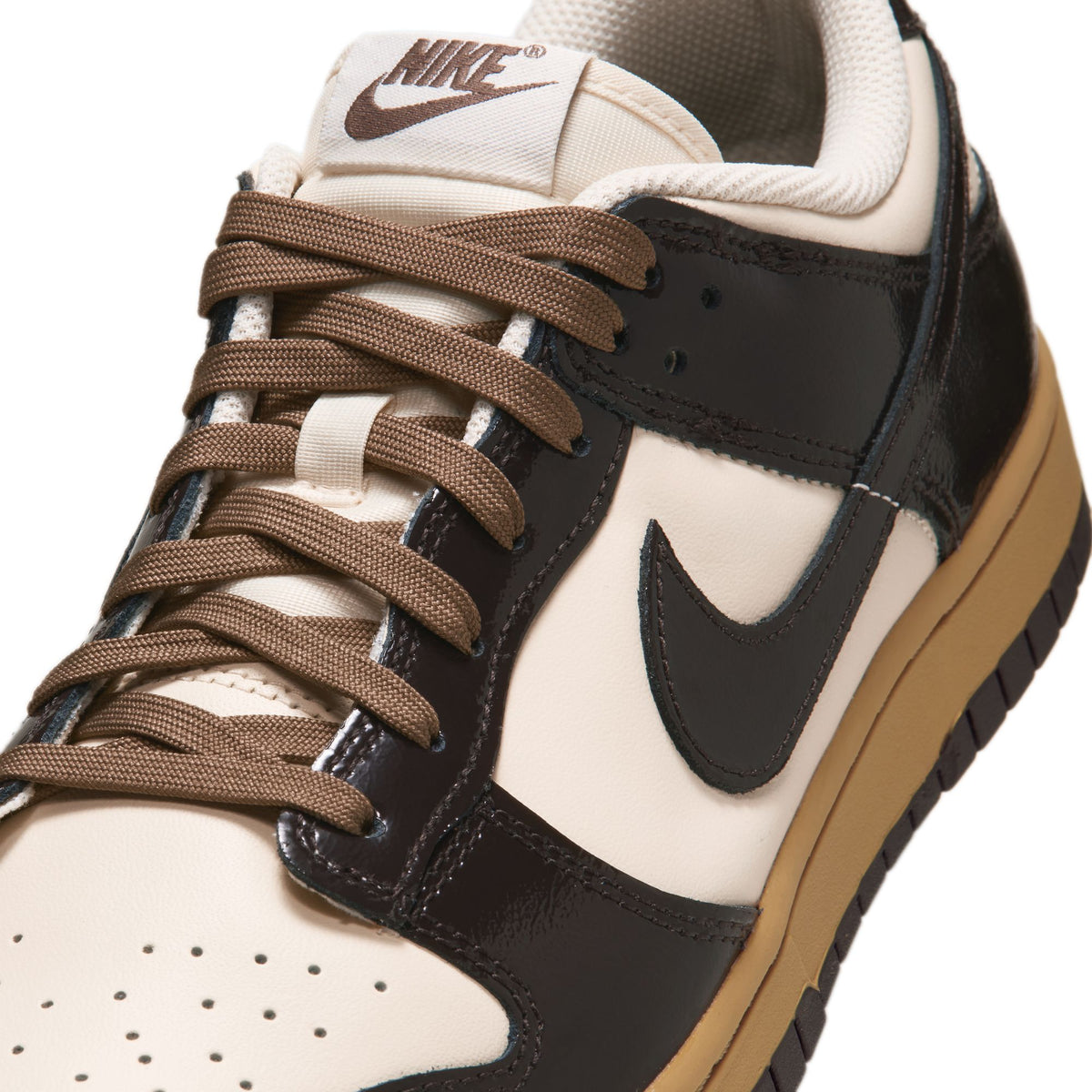 DUNK LOW RETRO סניקרס