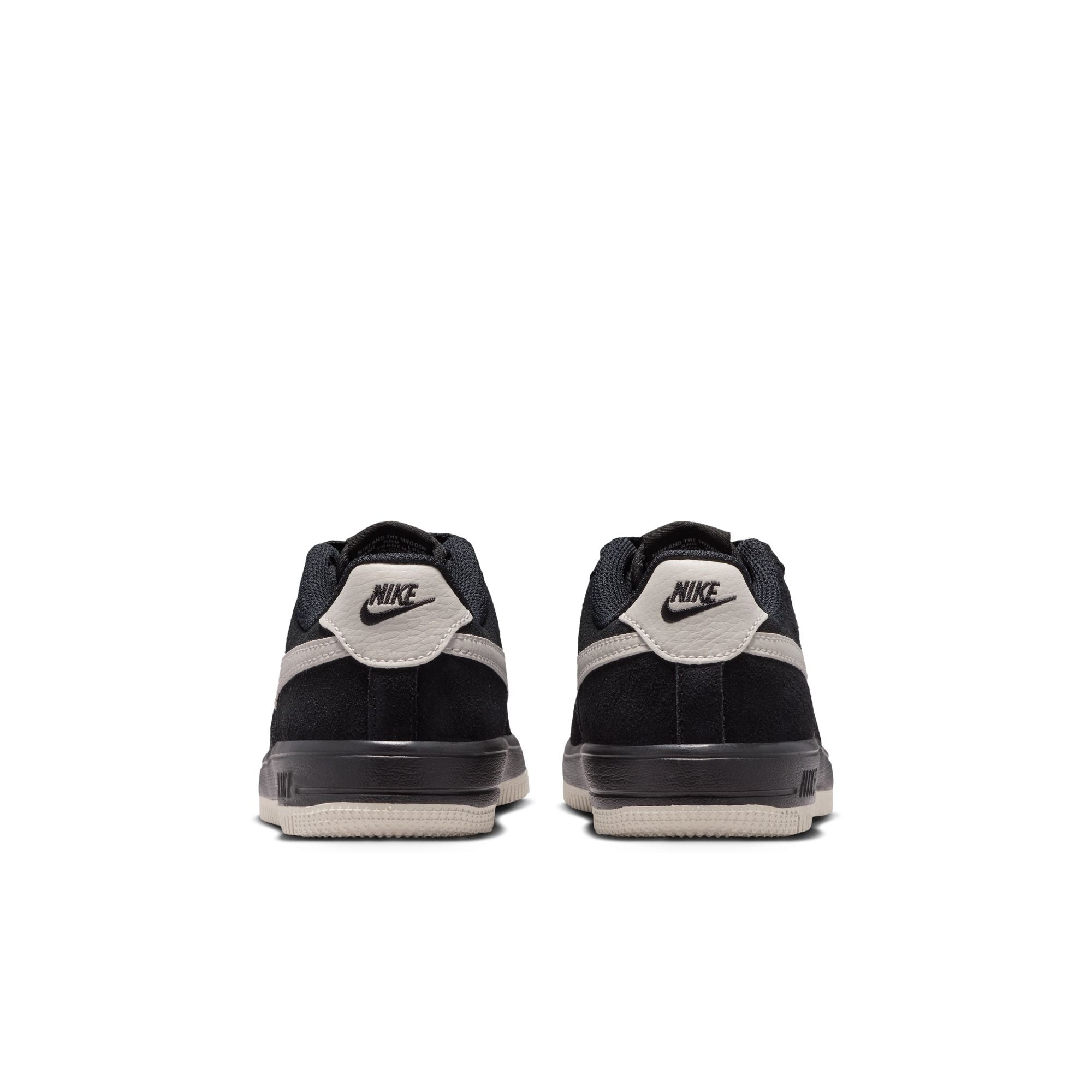 AIR FORCE 1 LOW LV8 2 LACE סניקרס