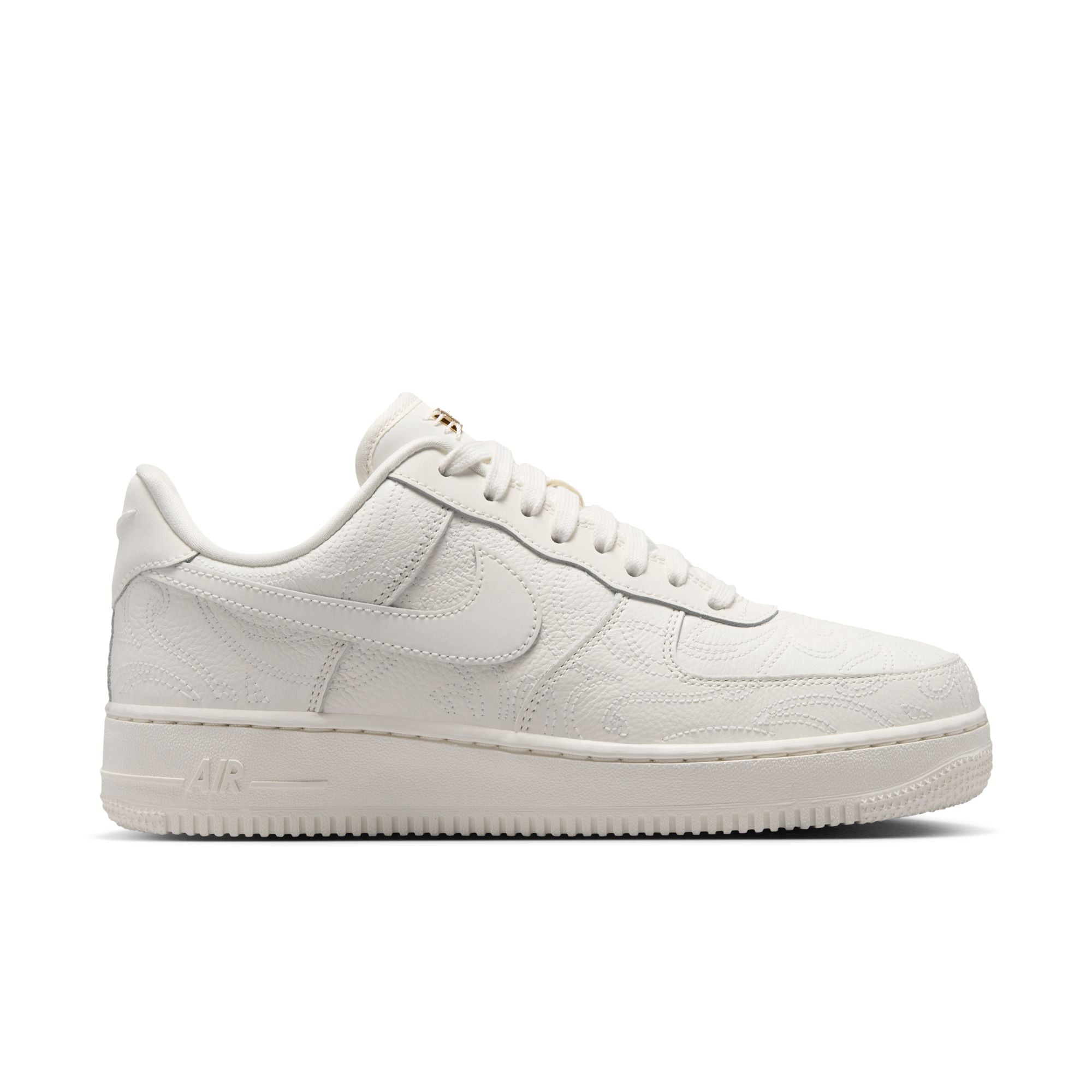 AIR FORCE 1  07 סניקרס