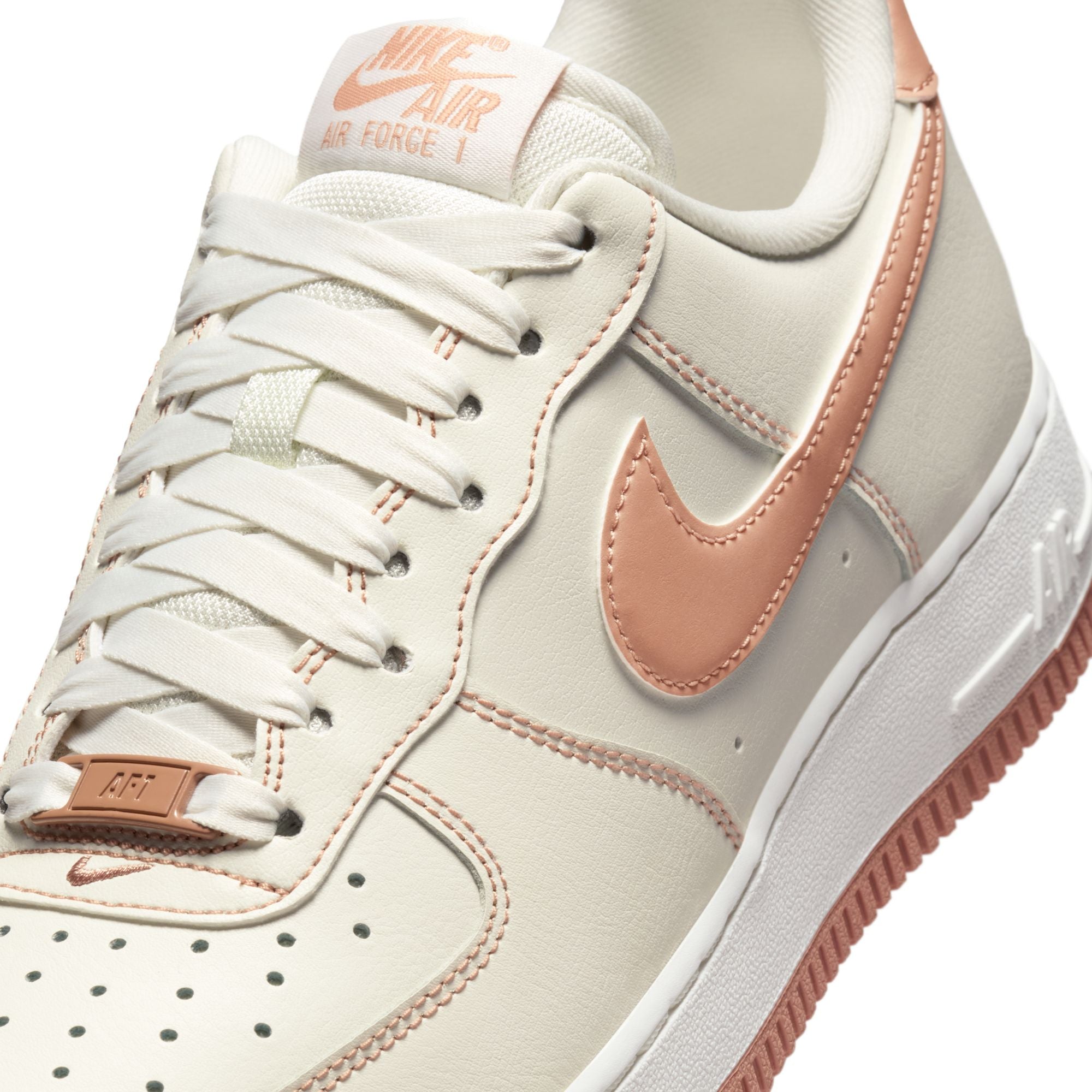 AIR FORCE 1 '07 סניקרס