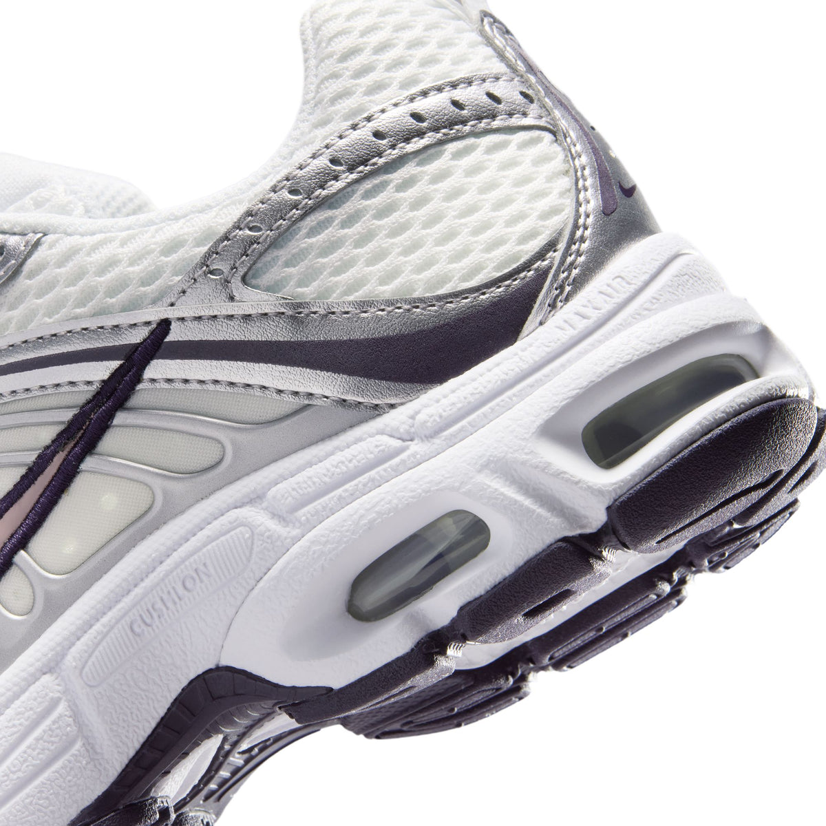 NIKE AIR MAX MOTO 2K סניקרס