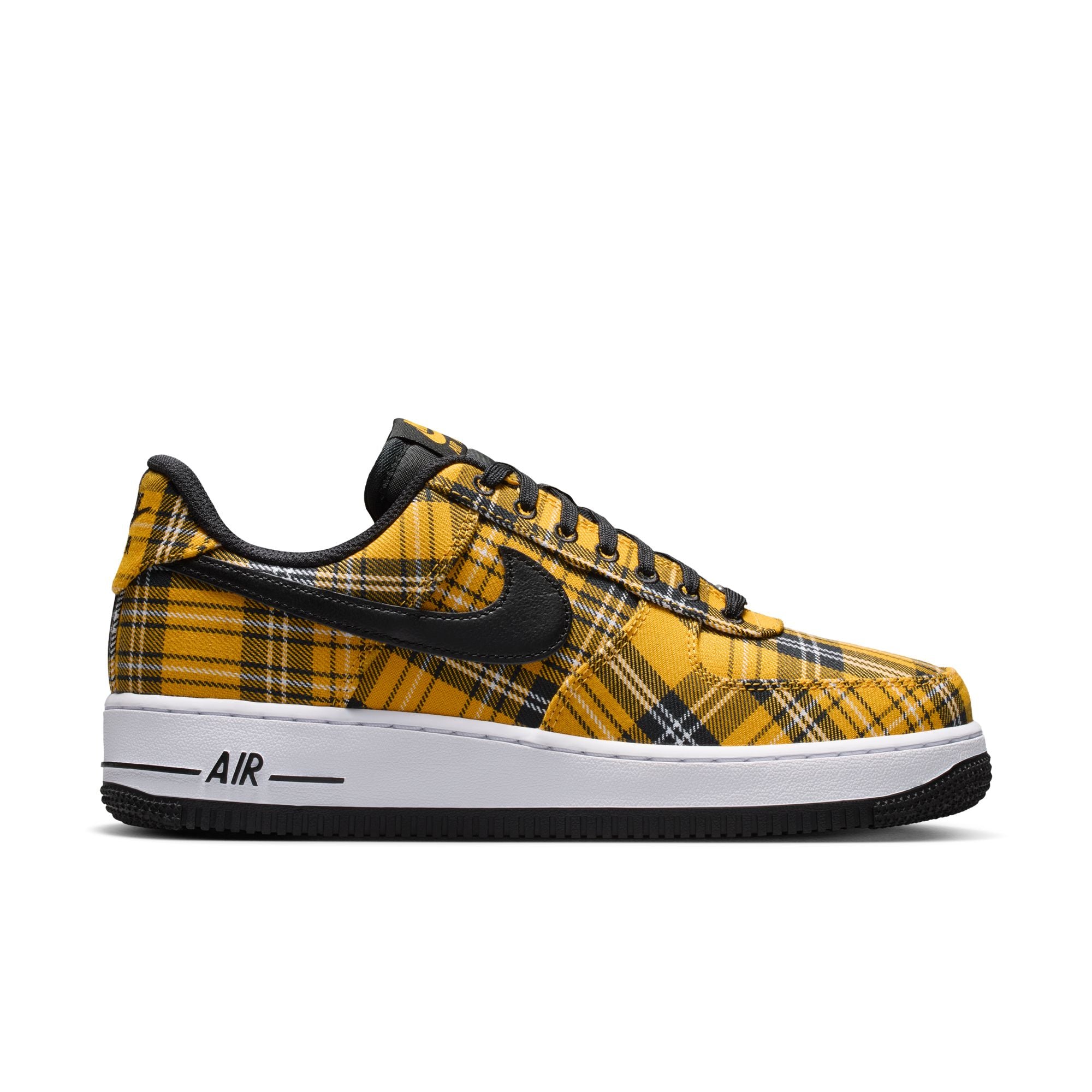 AIR FORCE 1  07 סניקרס