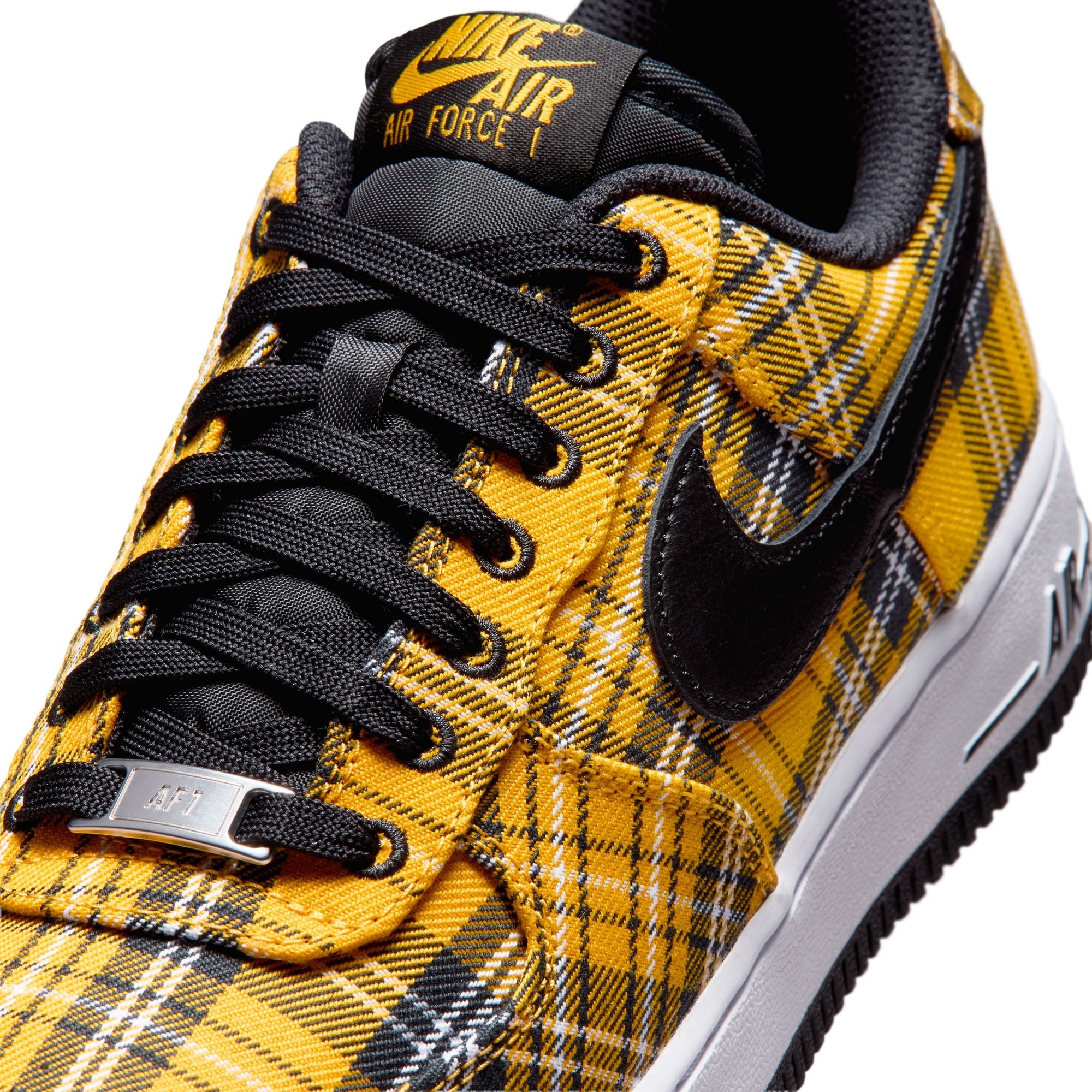 AIR FORCE 1  07 סניקרס