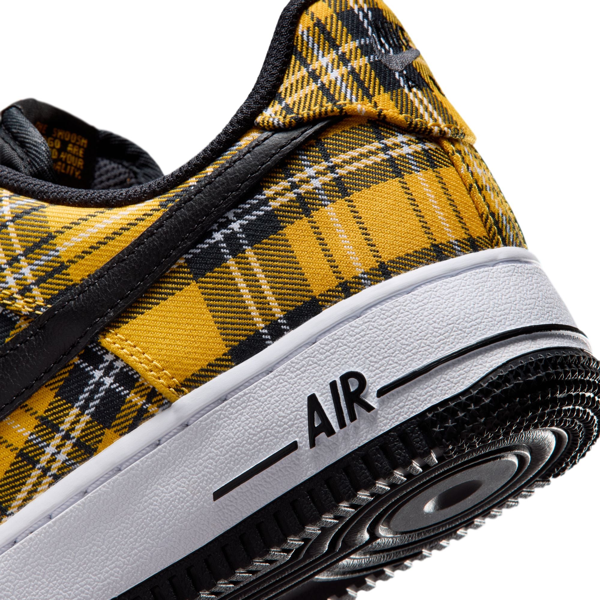 AIR FORCE 1  07 סניקרס