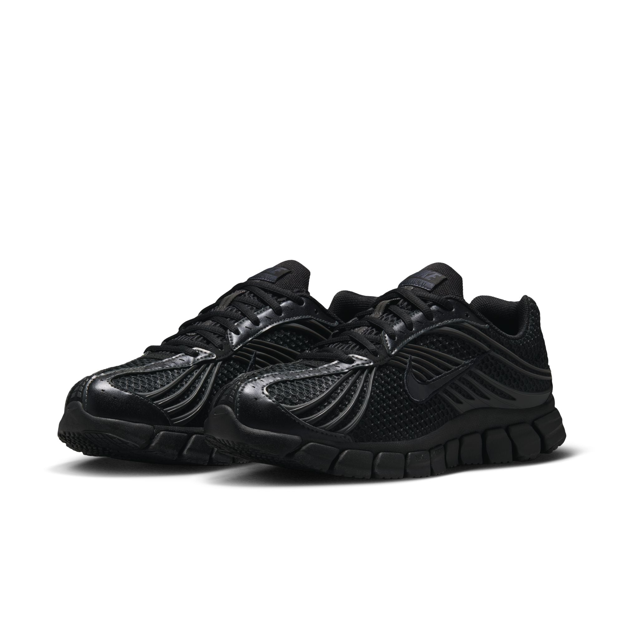ZOOM SKYLON 11 סניקרס