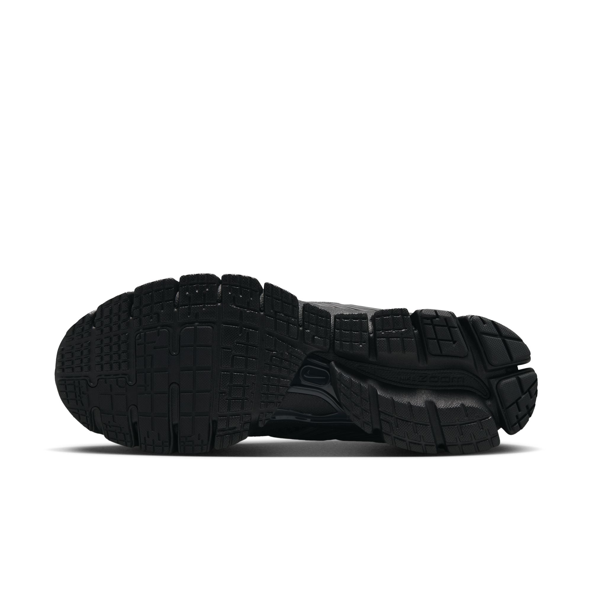 ZOOM SKYLON 11 סניקרס