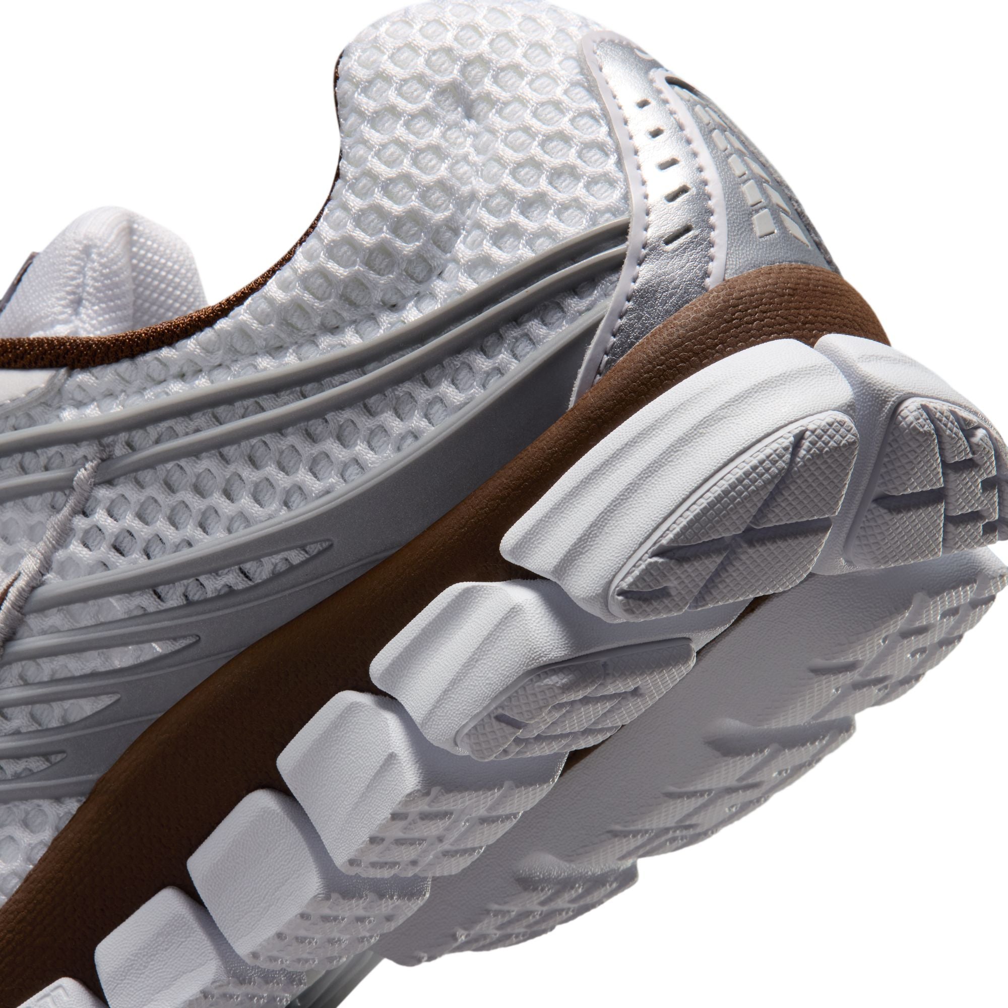 Zoom Skylon 11 סניקרס