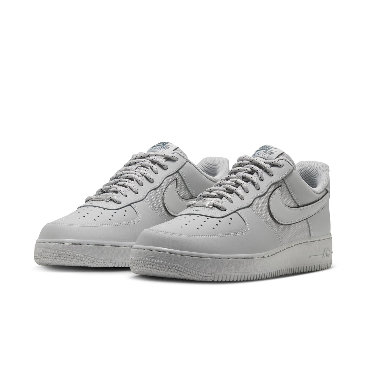AIR FORCE 1 '07 LV8 סניקרס