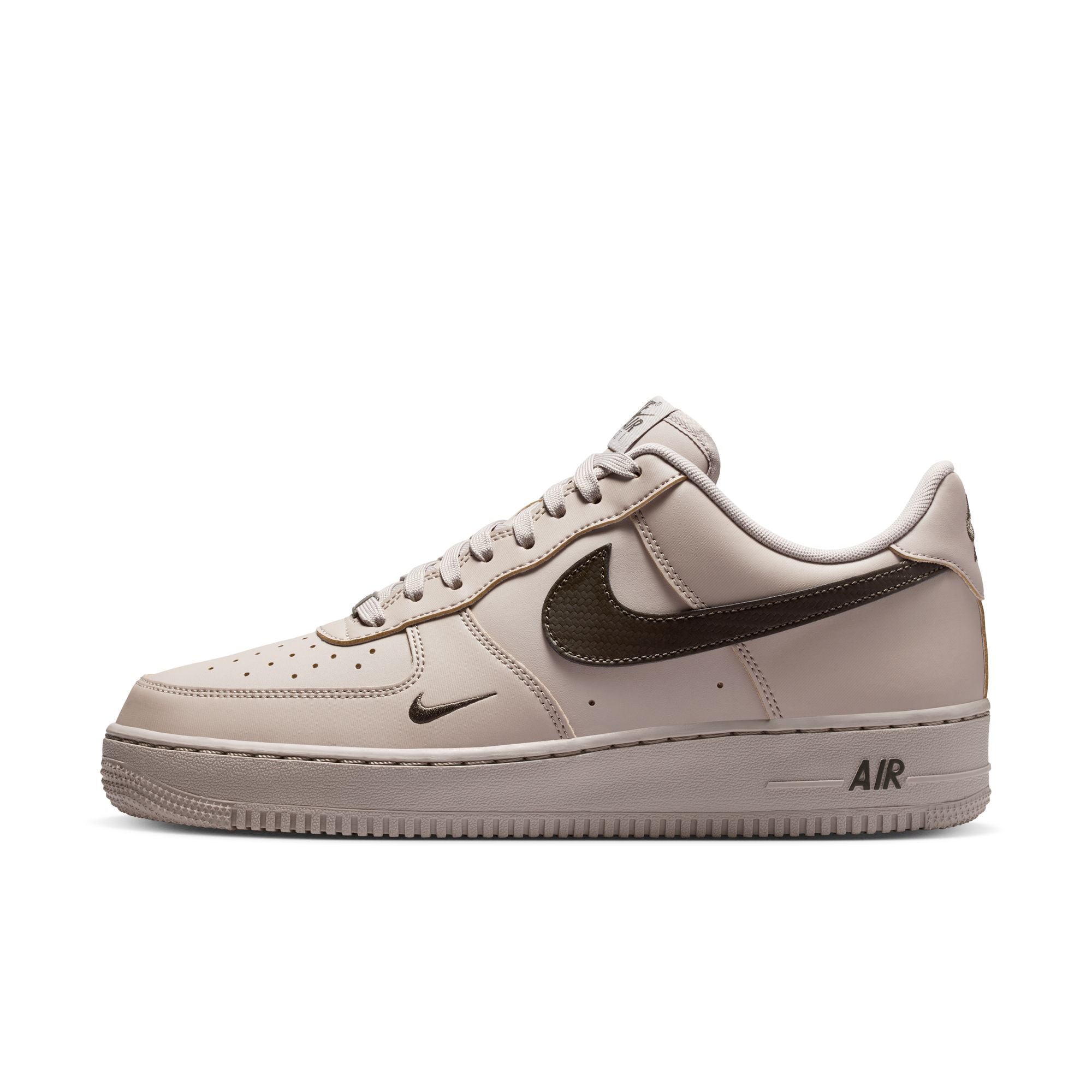 AIR FORCE 1  07 סניקרס