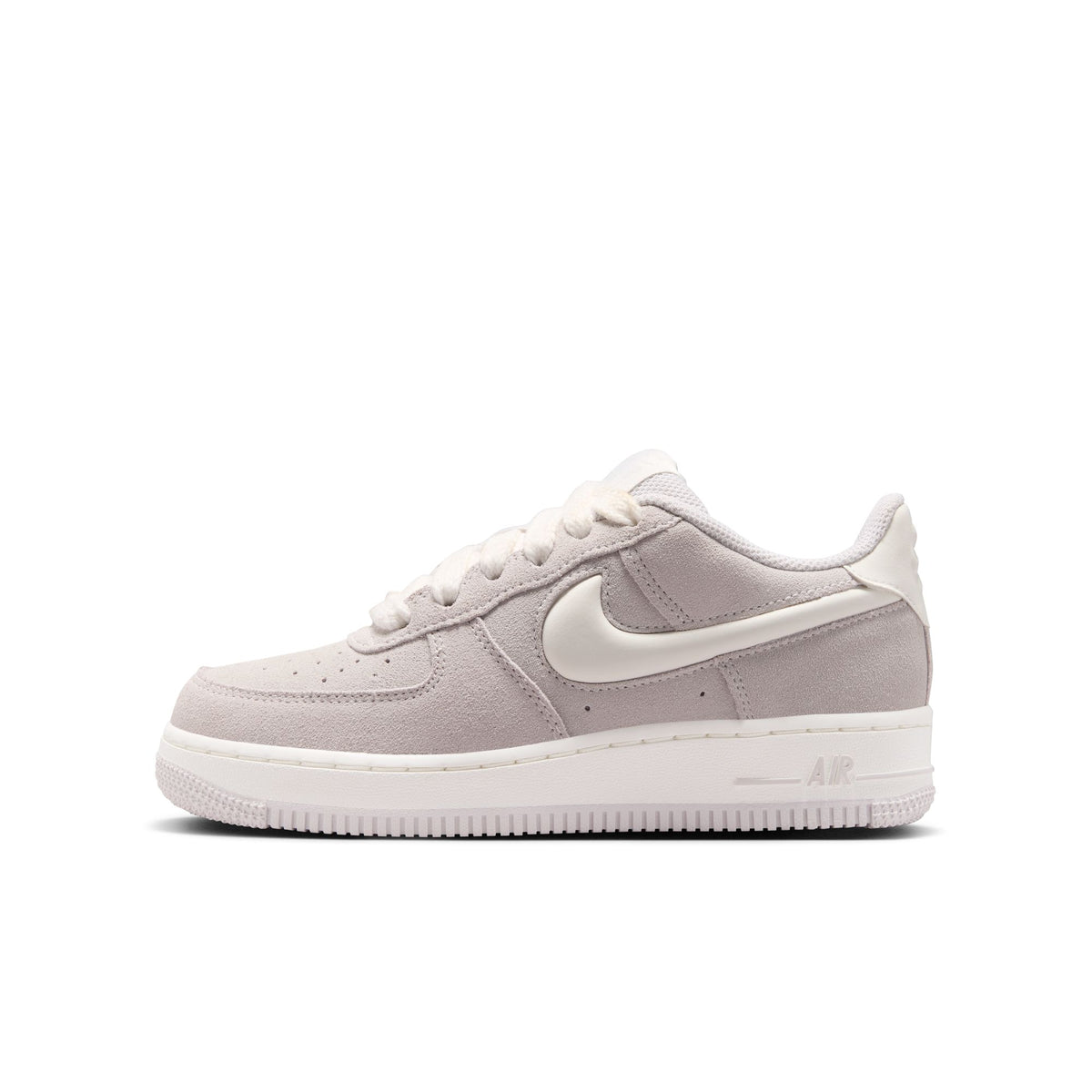 Air Force 1 LV8 סניקרס