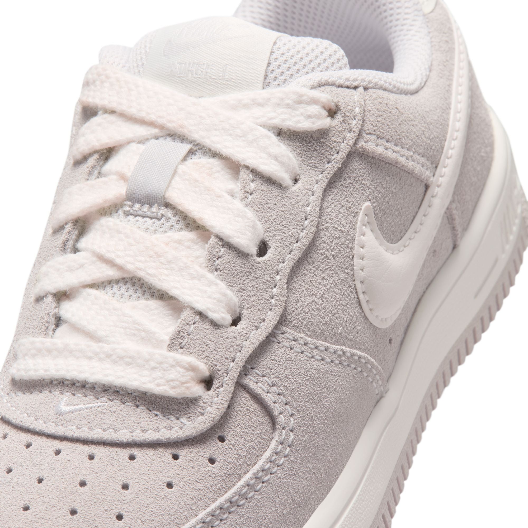 Force 1 Low סניקרס