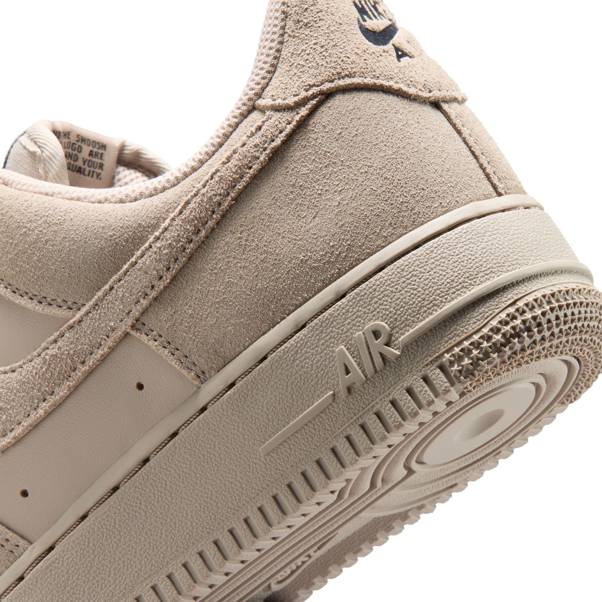 AIR FORCE 1  07 סניקרס