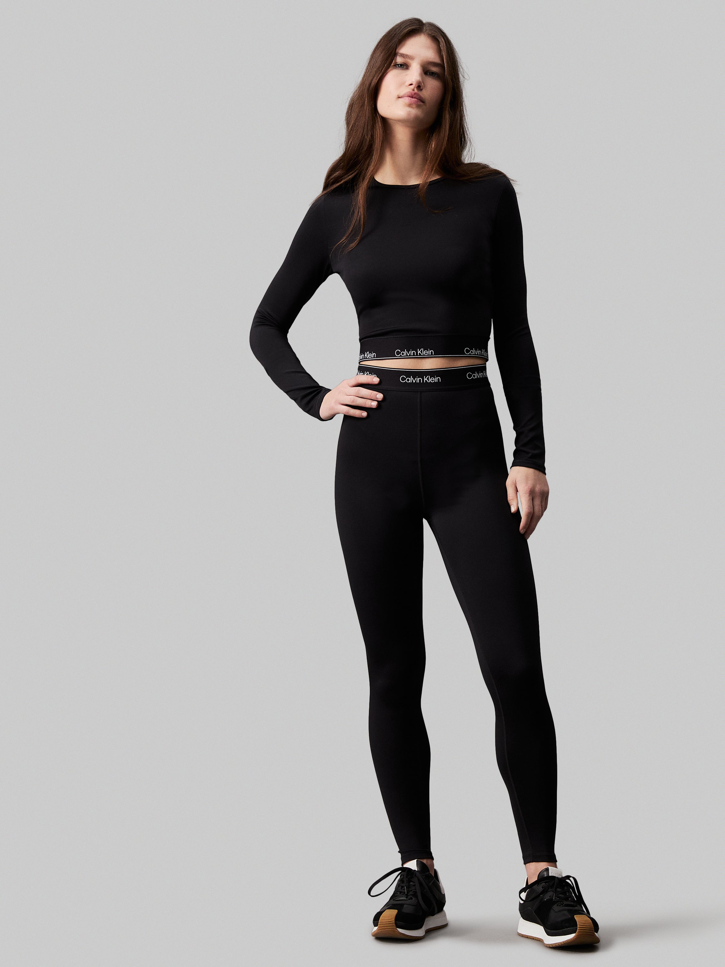 Cropped Long Sleeve Gym טישרט