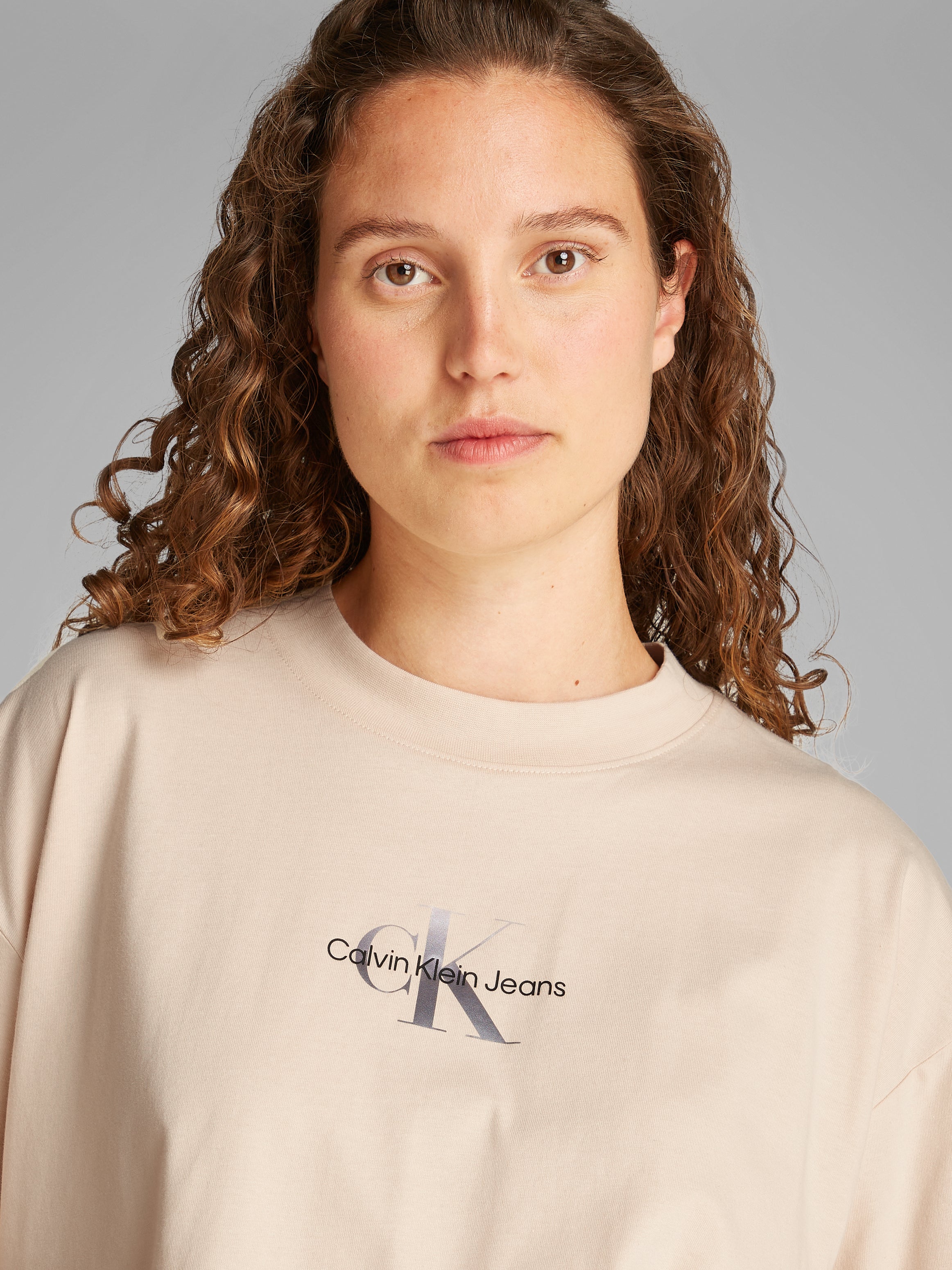 GRADIENT MONOLOGO טי שירט אוברסייז