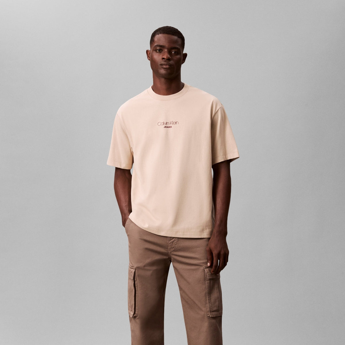 SS 16S RLXD FIT CKJ GRAPHIC TE טישרט