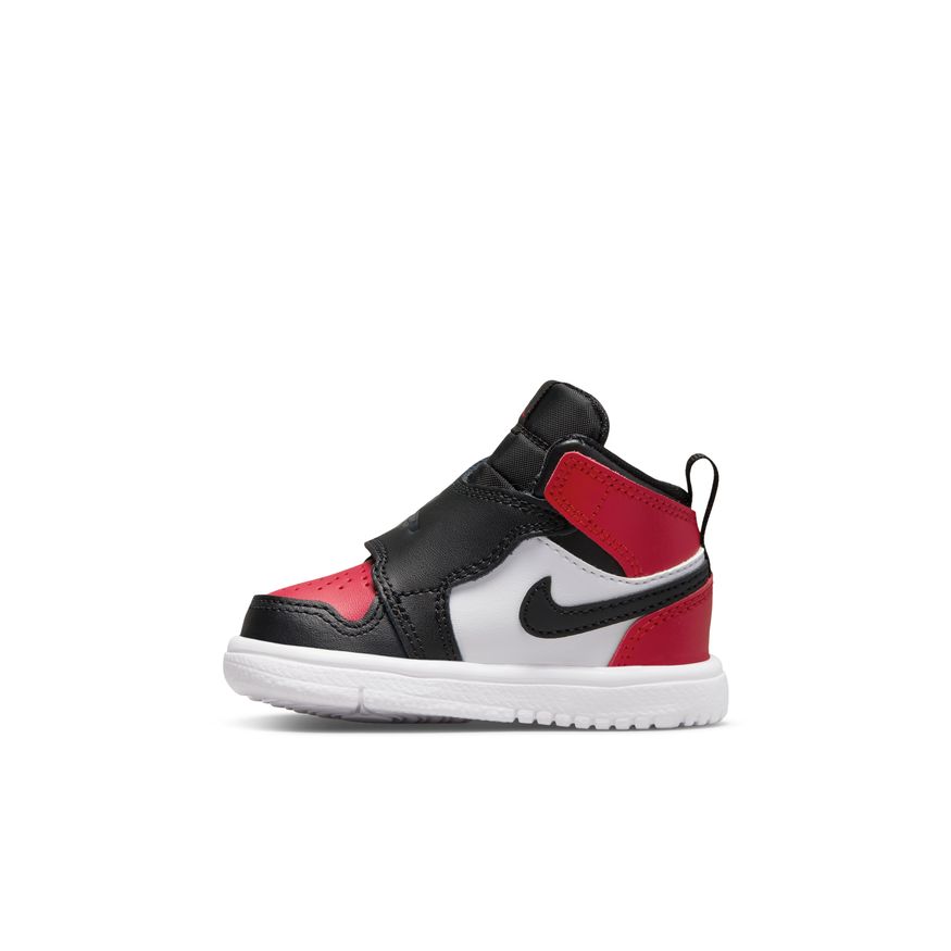 NIKE | SKY JORDAN 1 סניקרס  | FOOT LOCKER