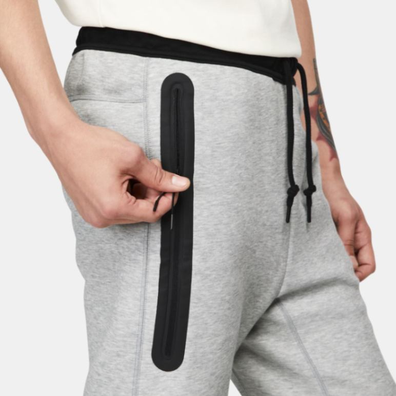 NIKE | SPORTSWEAR TECH FLEECE מכנסי טרנינג  | FOOT LOCKER