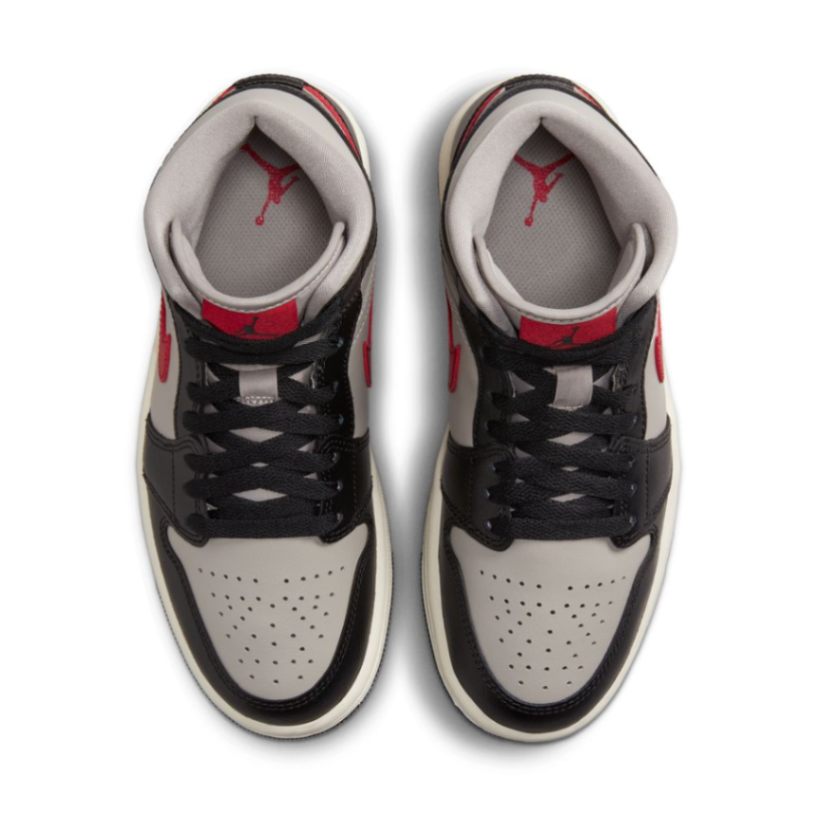 NIKE | AIR JORDAN 1 MID סניקרס  | FOOT LOCKER