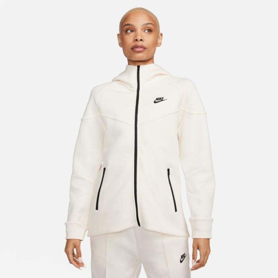 NIKE | SPORTSWEAR TECH FLEECE WINDRUNNER קפוצ'ון  | FOOT LOCKER