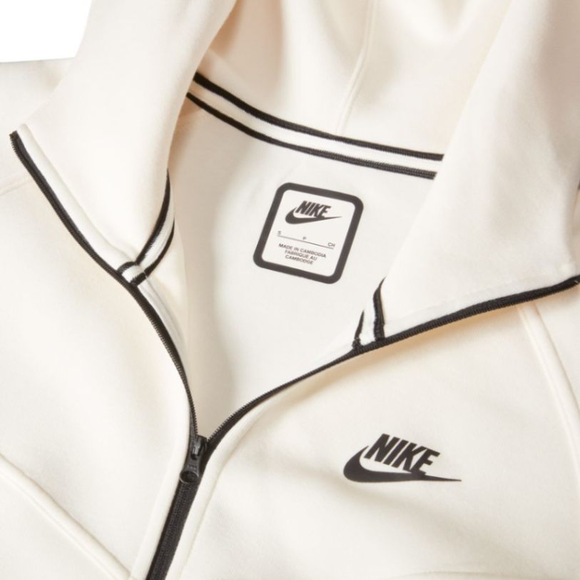 NIKE | SPORTSWEAR TECH FLEECE WINDRUNNER קפוצ'ון  | FOOT LOCKER