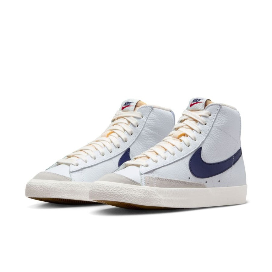 NIKE | BLAZER MID 77 סניקרס  | FOOT LOCKER