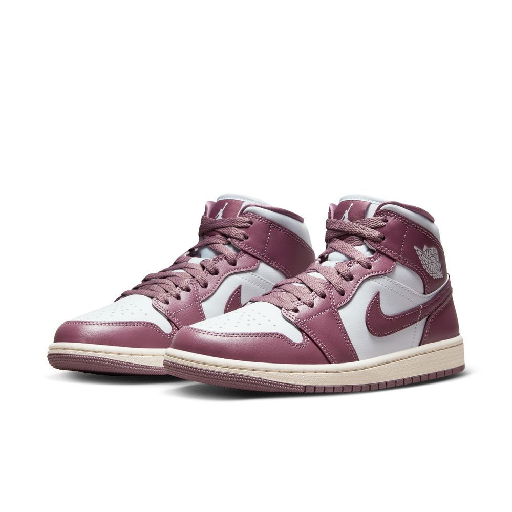 NIKE | AIR JORDAN 1 MID סניקרס  | FOOT LOCKER