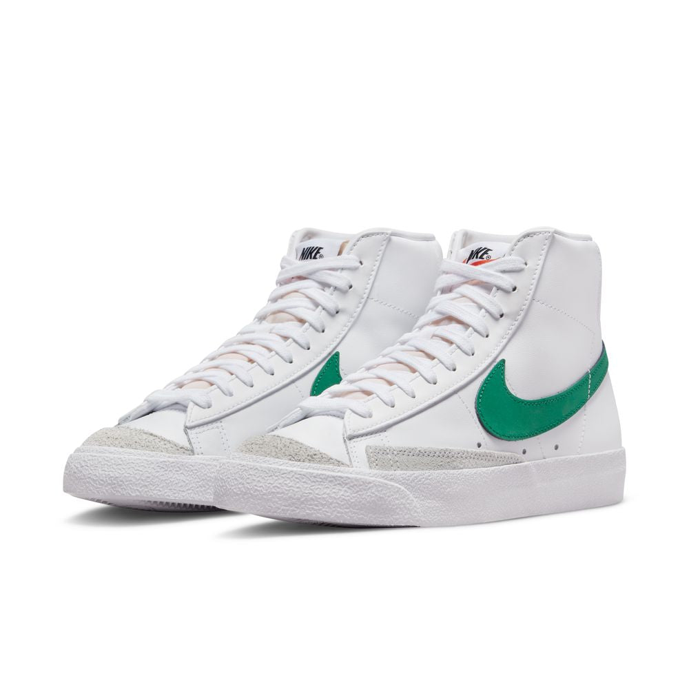 NIKE | BLAZER MID 77 סניקרס  | FOOT LOCKER