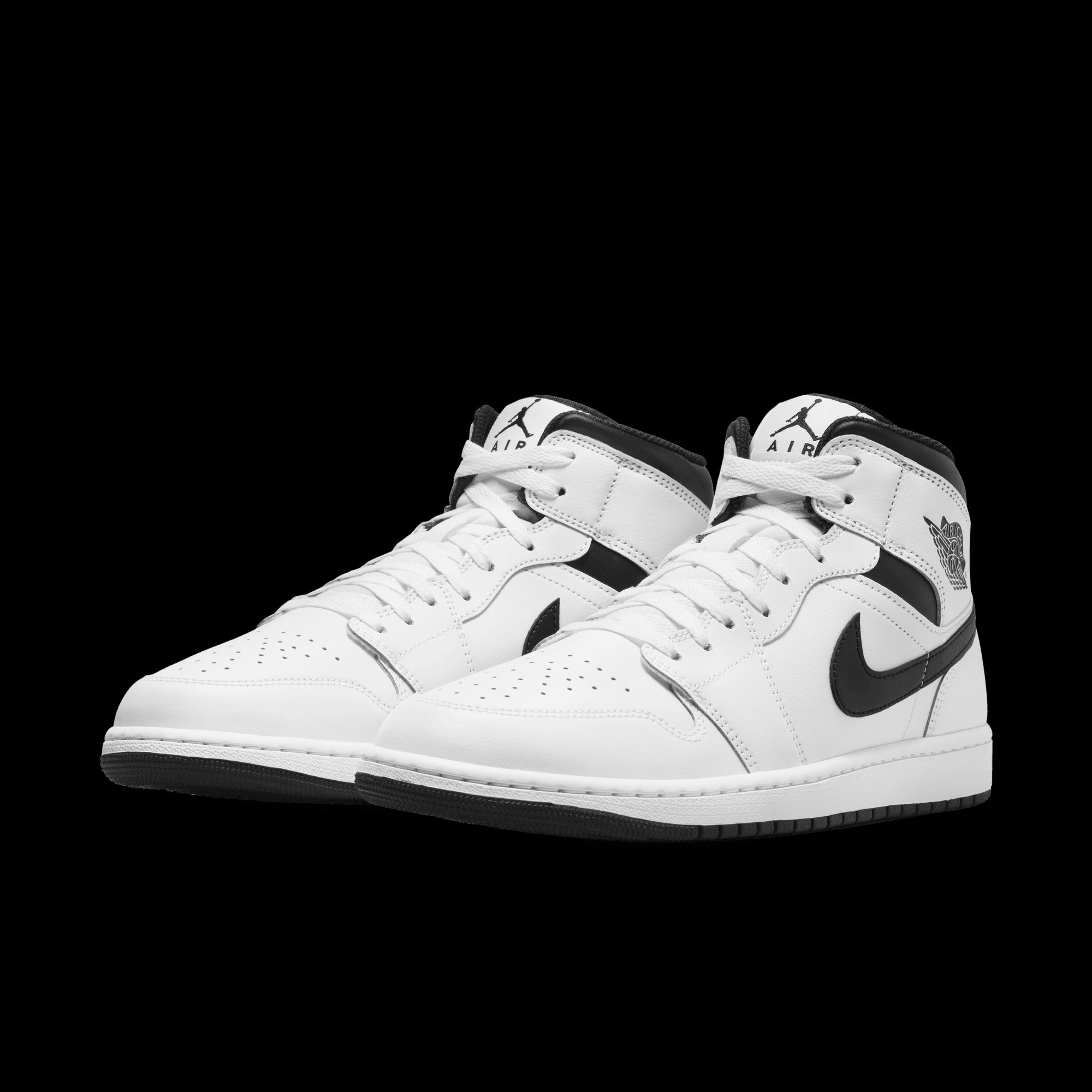 NIKE | AIR JORDAN 1 MID סניקרס  | FOOT LOCKER