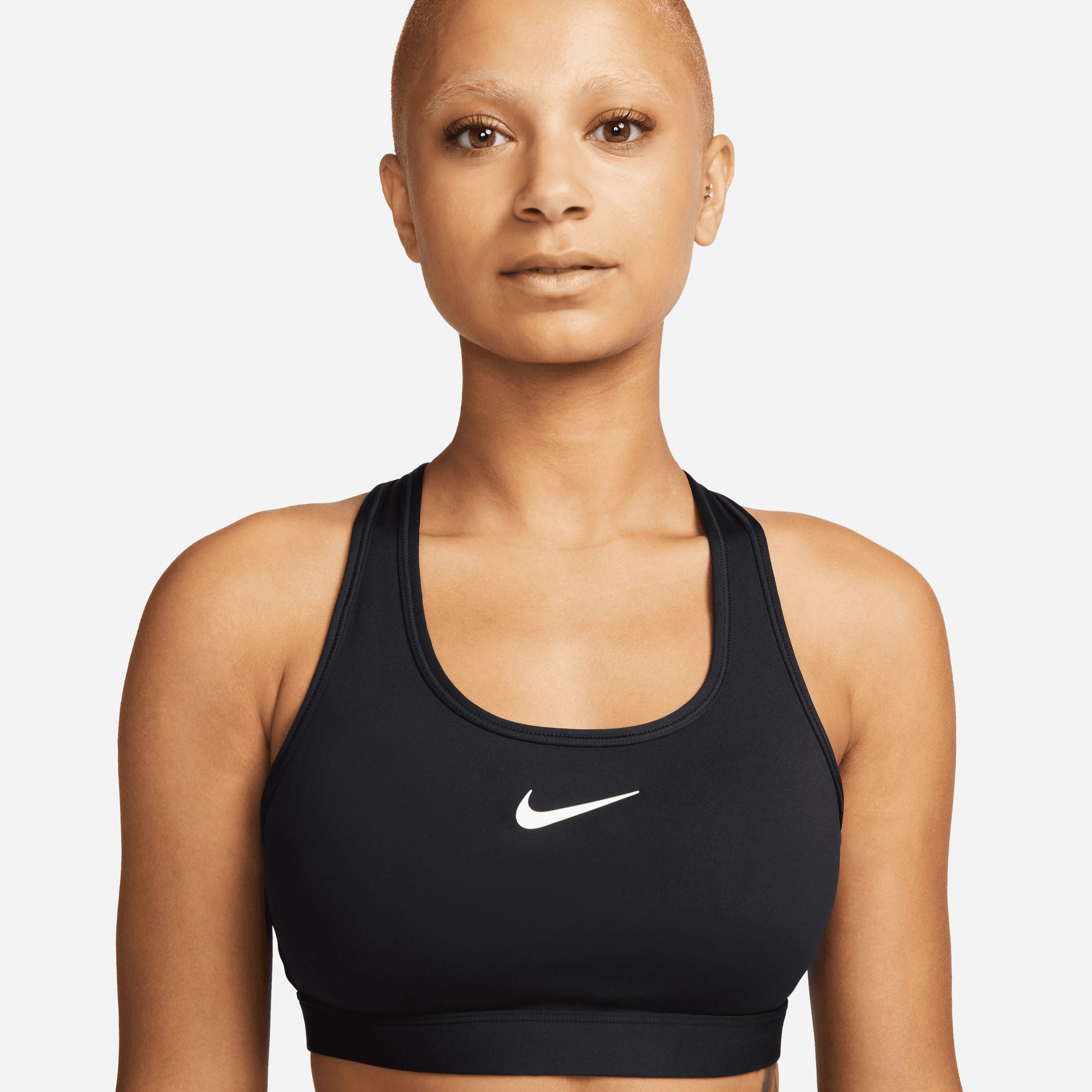 NIKE | SWOOSH חזיית ספורט  | FOOT LOCKER