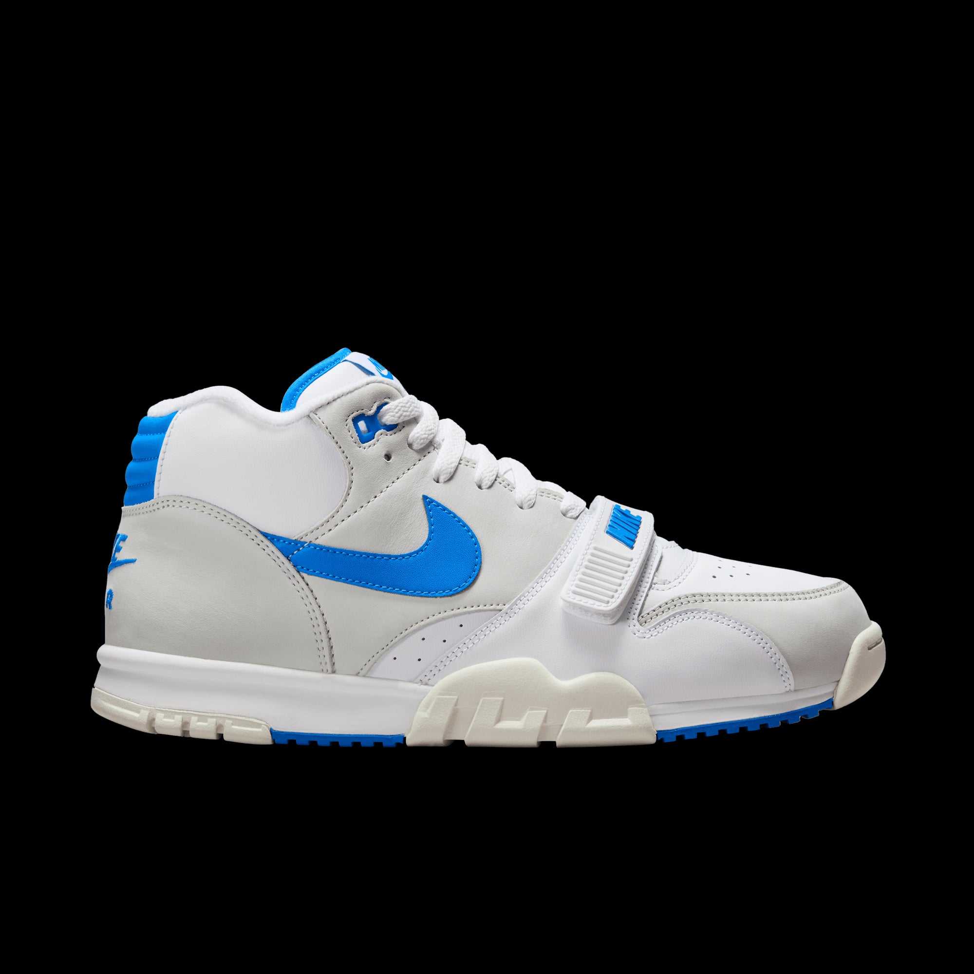 NIKE | AIR TRAINER 1 סניקרס  | FOOT LOCKER