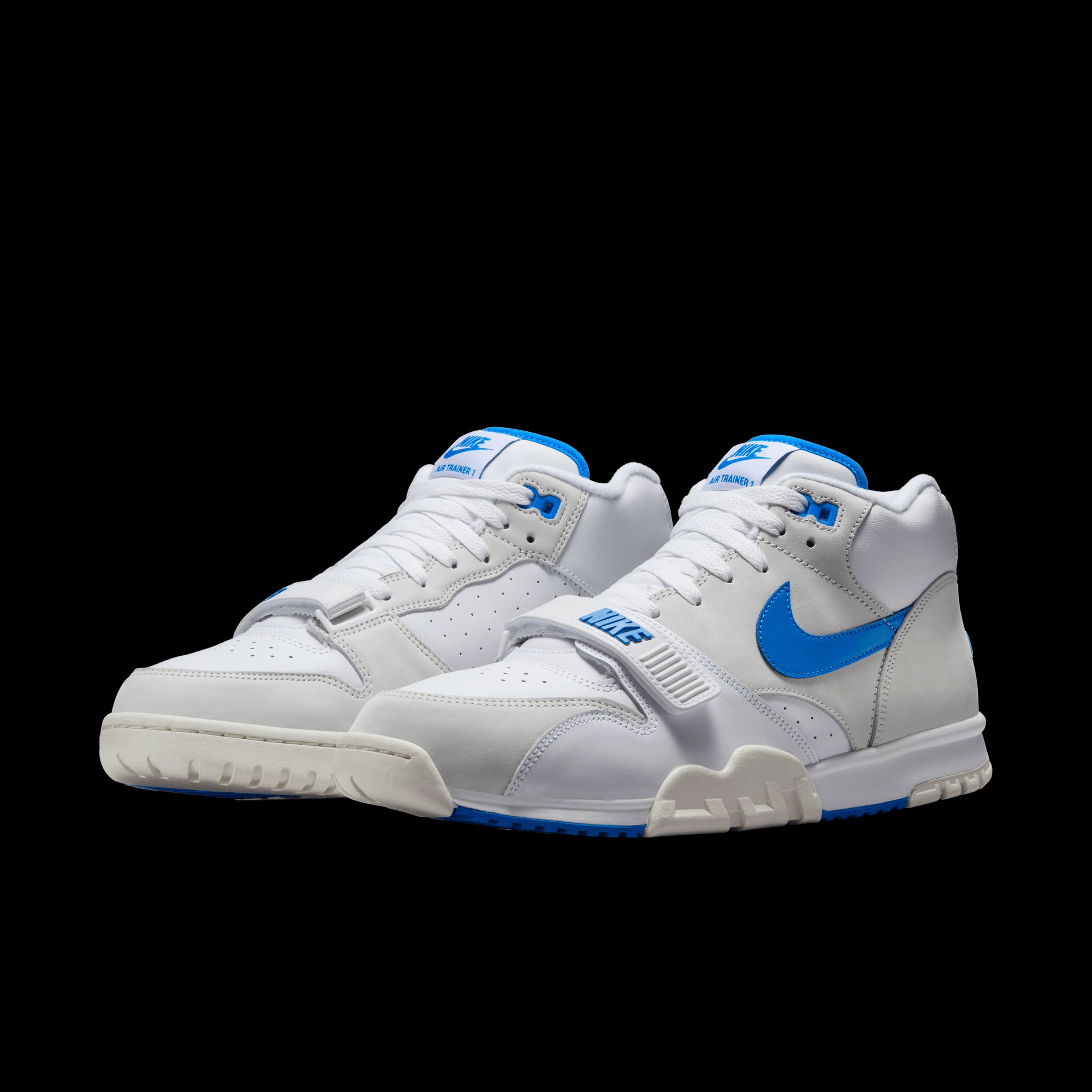 NIKE | AIR TRAINER 1 סניקרס  | FOOT LOCKER