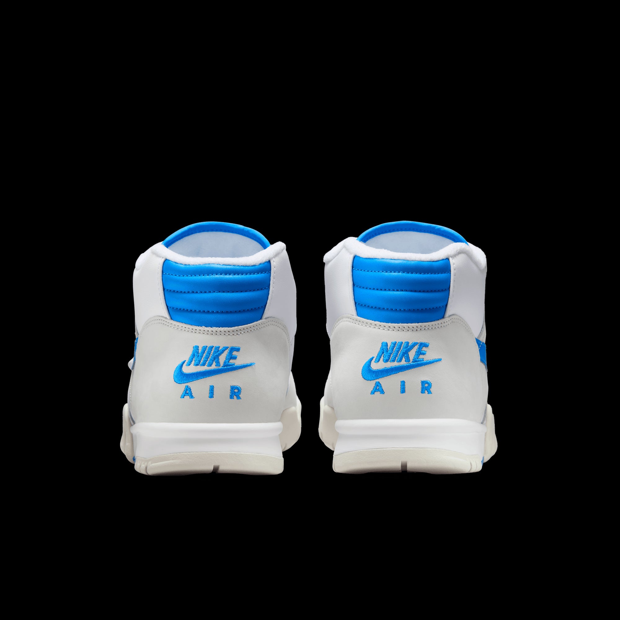 NIKE | AIR TRAINER 1 סניקרס  | FOOT LOCKER