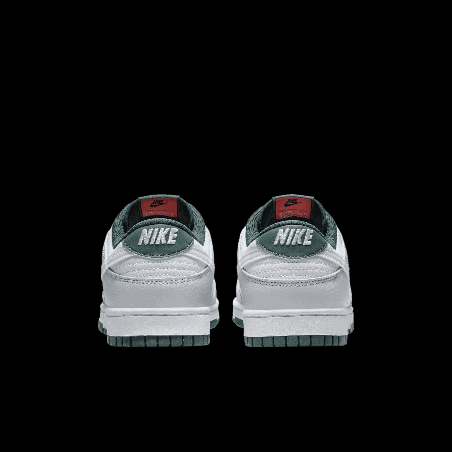 NIKE | DUNK LOW RETRO SE סניקרס  | FOOT LOCKER