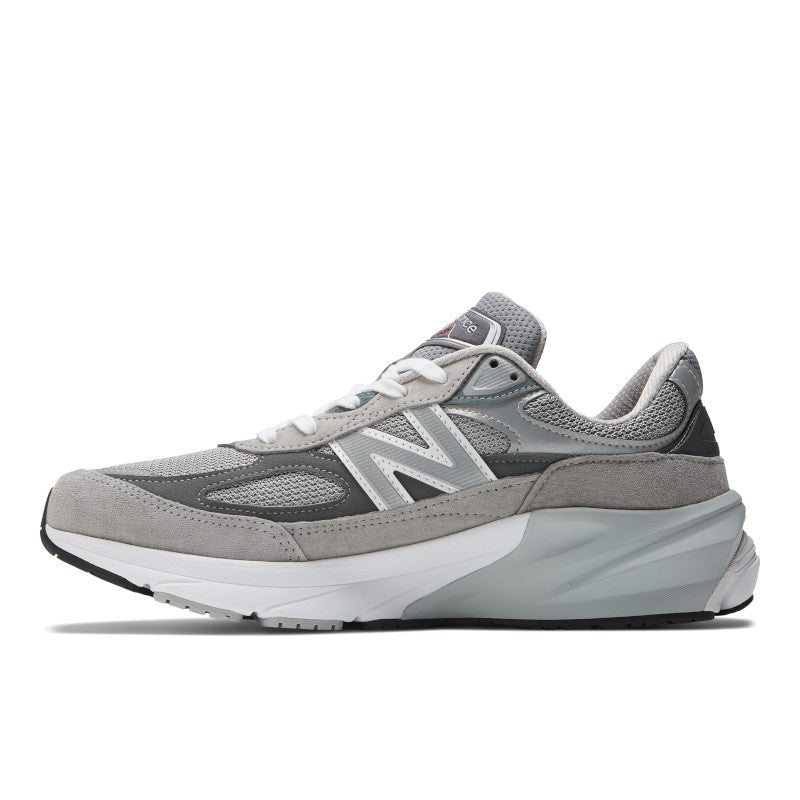 NEW BALANCE | M990 סניקרס  | FOOT LOCKER