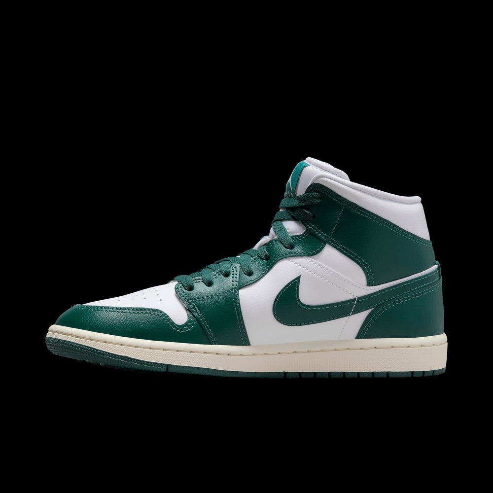 NIKE | AIR JORDAN 1 MID סניקרס  | FOOT LOCKER