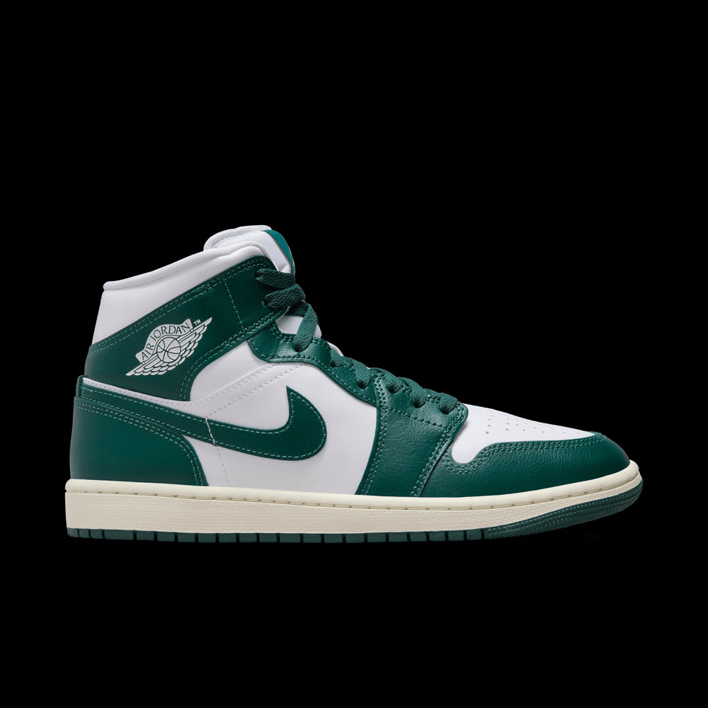 NIKE | AIR JORDAN 1 MID סניקרס  | FOOT LOCKER