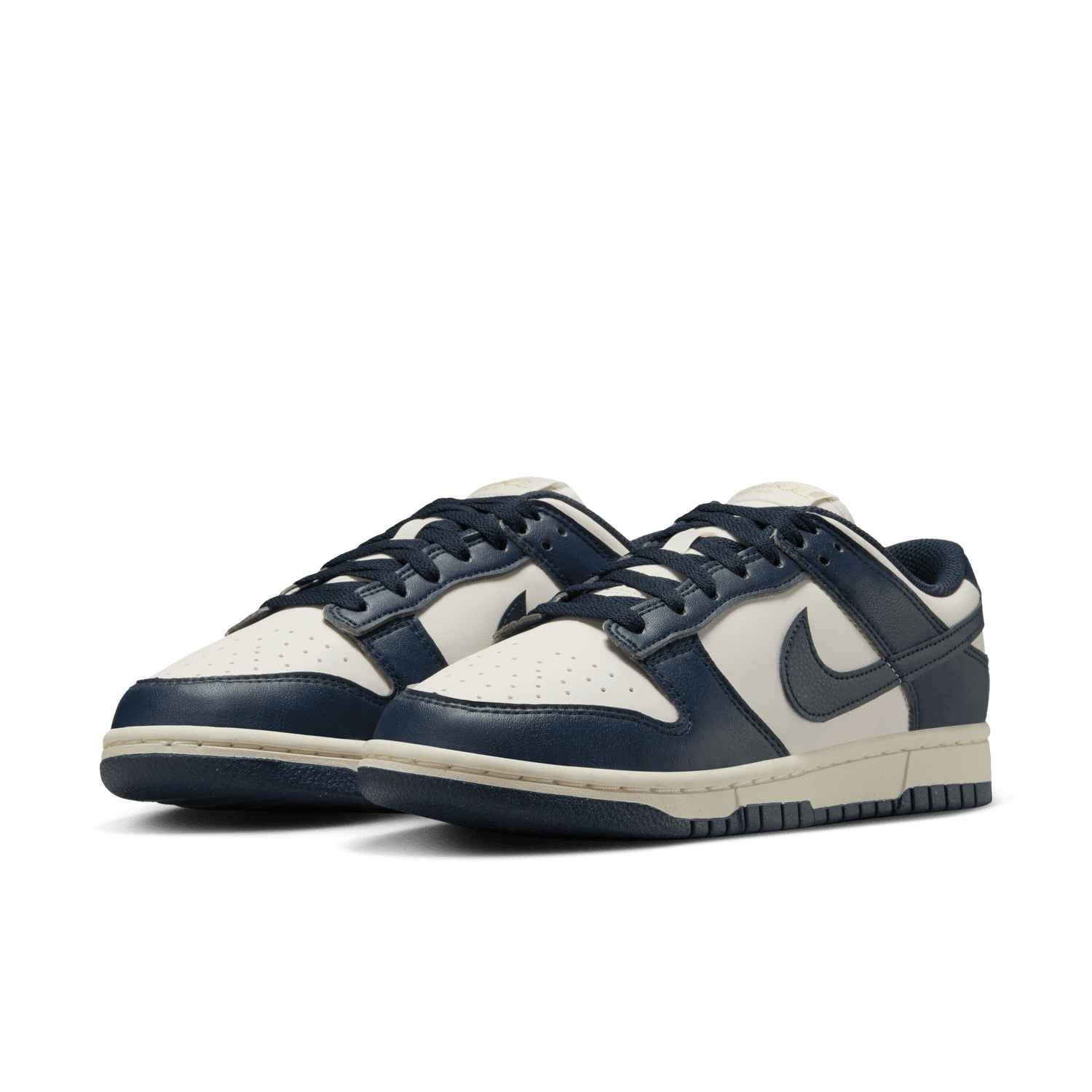 NIKE | DUNK LOW סניקרס  | FOOT LOCKER