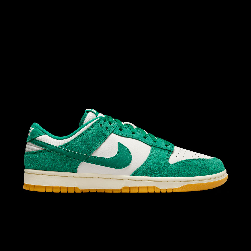 NIKE | DUNK LOW SE סניקרס  | FOOT LOCKER