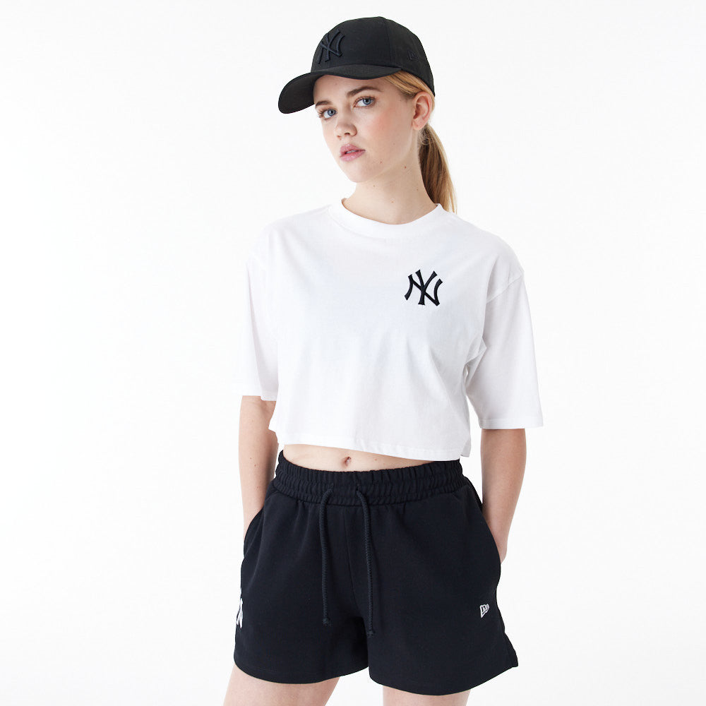 NEW ERA | CROP TOP טישרט קרופ  | FOOT LOCKER