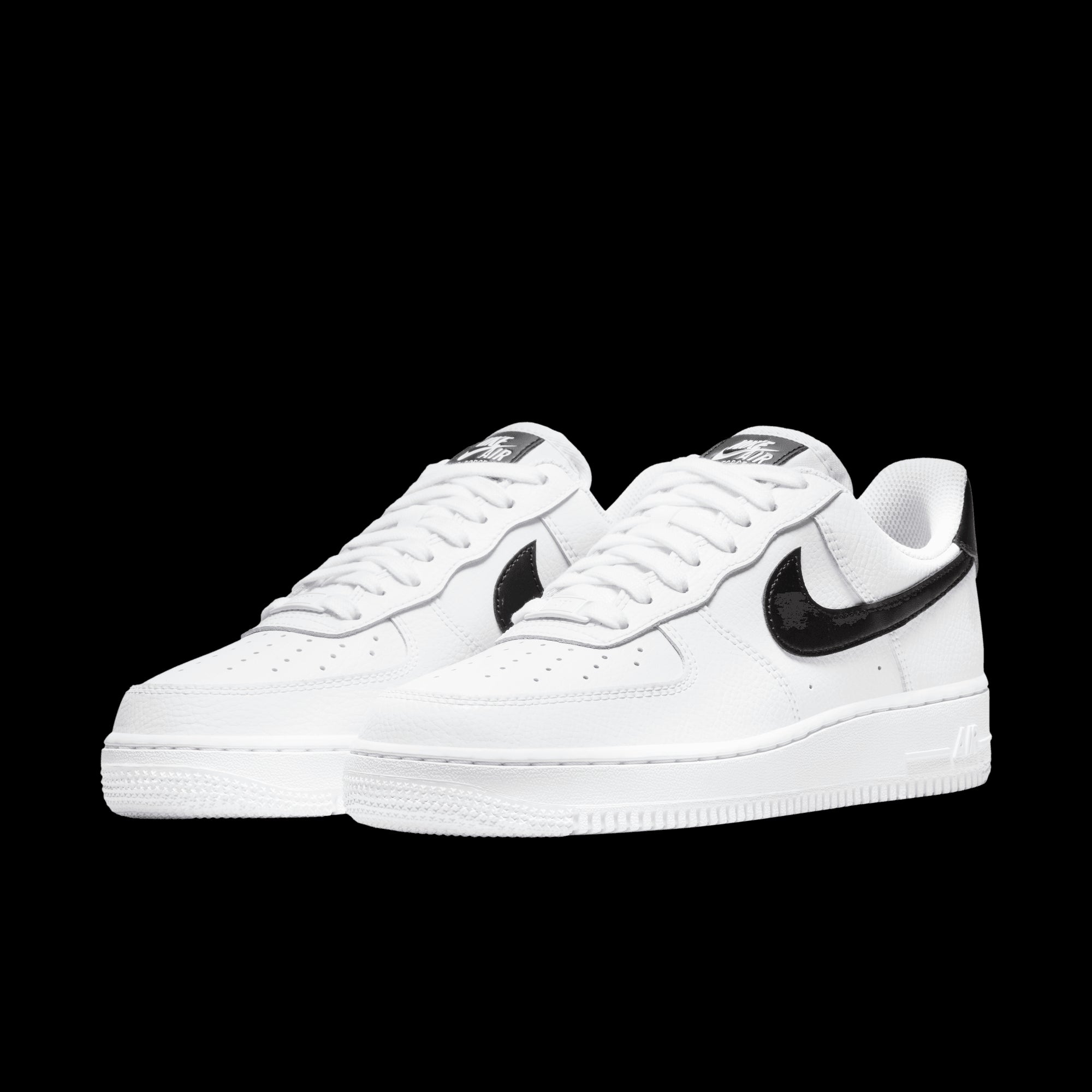 AIR FORCE 1 07 סניקרס