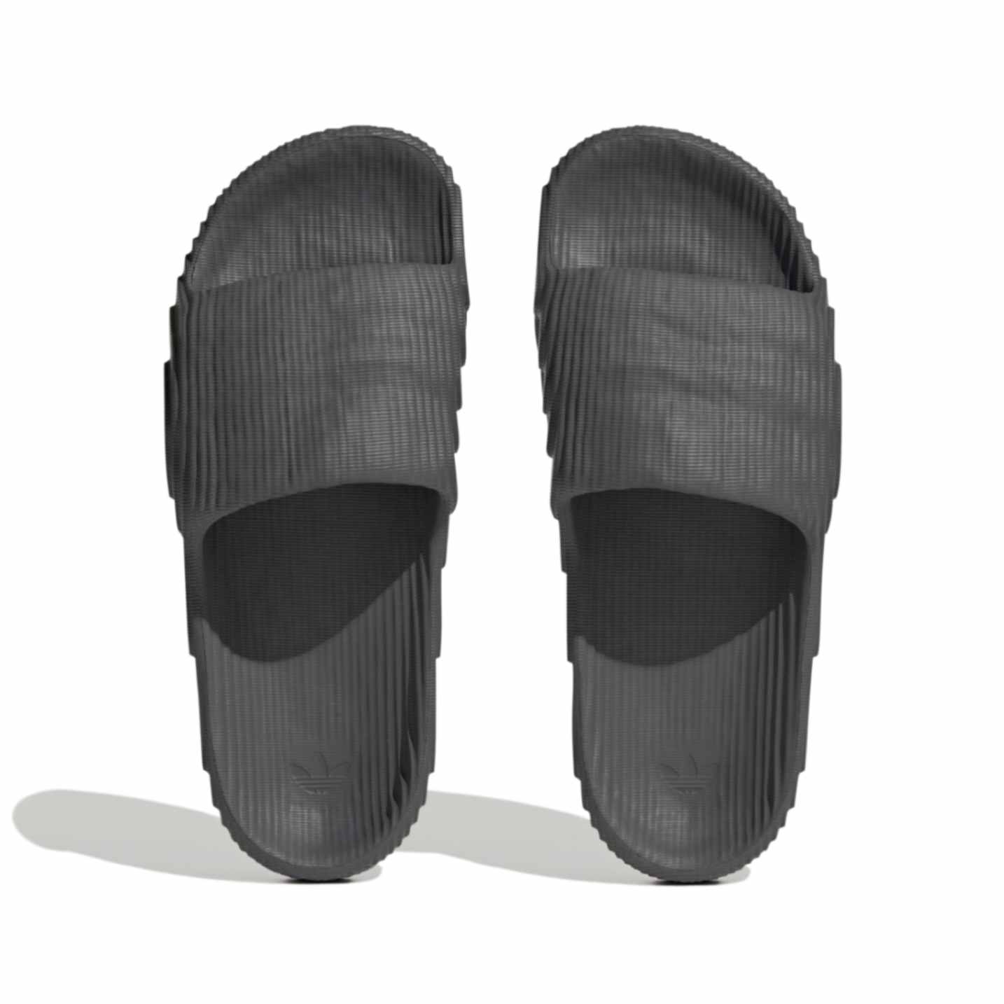  | ADILETTE 22 כפכפי סלייד  | FOOT LOCKER