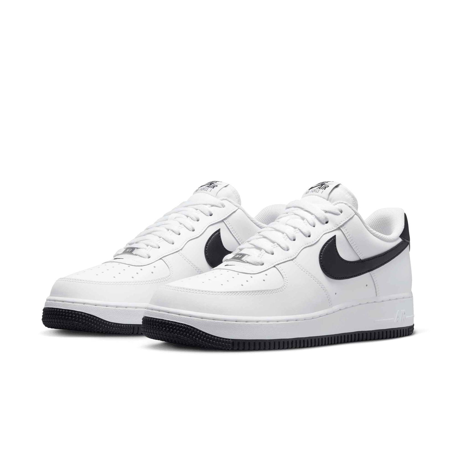 NIKE | AIR FORCE 1 07 סניקרס  | FOOT LOCKER