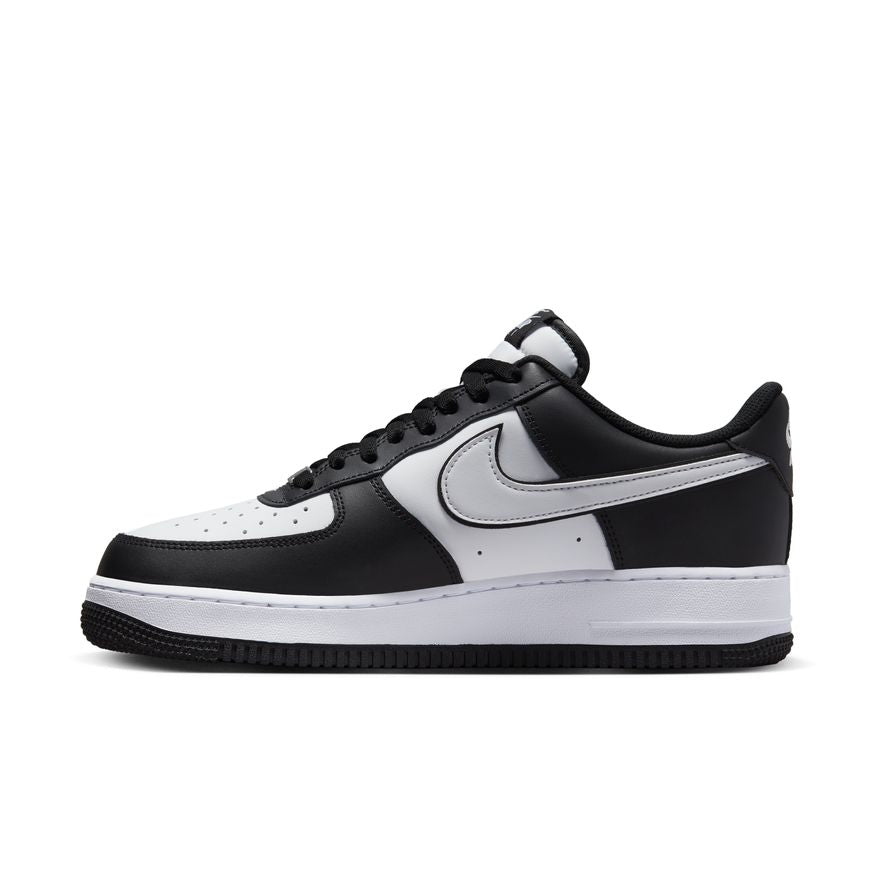 NIKE | AIR FORCE 1 07 סניקרס  | FOOT LOCKER