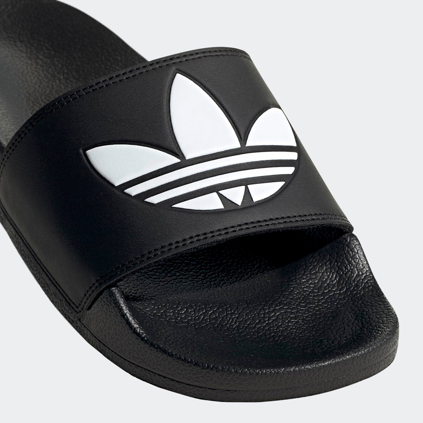 ADIDAS | Adilette Lite- כפכפי עם לוגו  | FOOT LOCKER